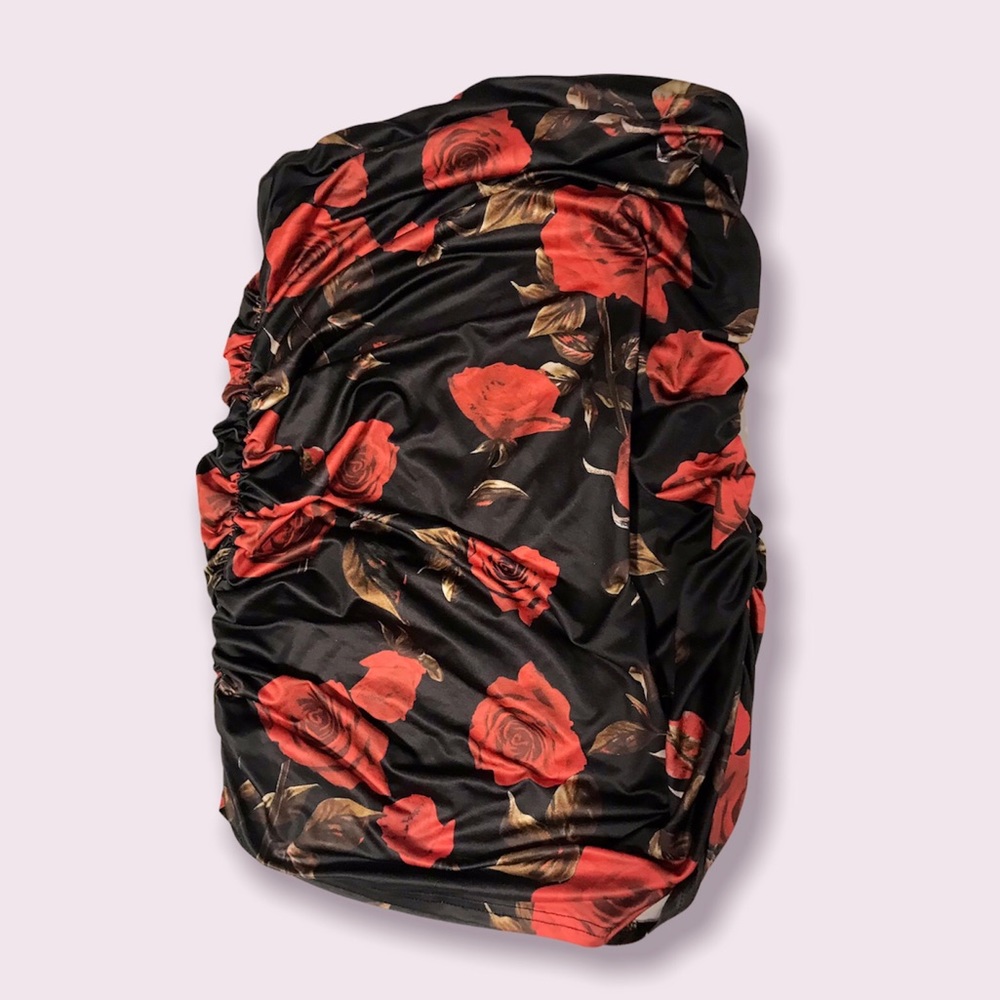 🌟SALE 2/$10.00‼️ SHEIN Women’s Black/Red Floral Midi Skirt / Drawstring size M